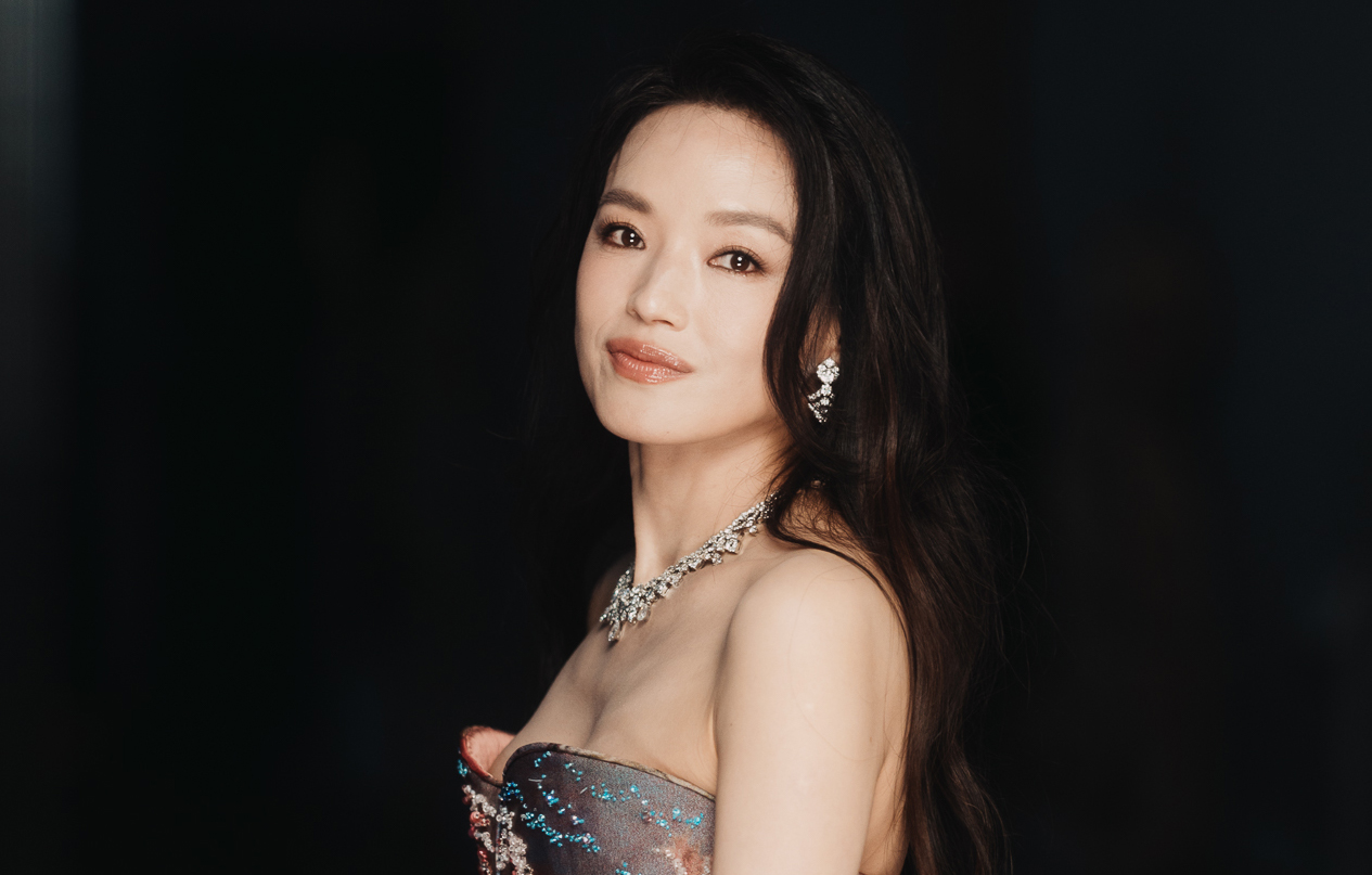 Photo de l'actrice Shu Qi à l'évènement Bvlgari haute joaillerie organisé au Terme di Diocleziano le 20 mai 2024 à Rome.