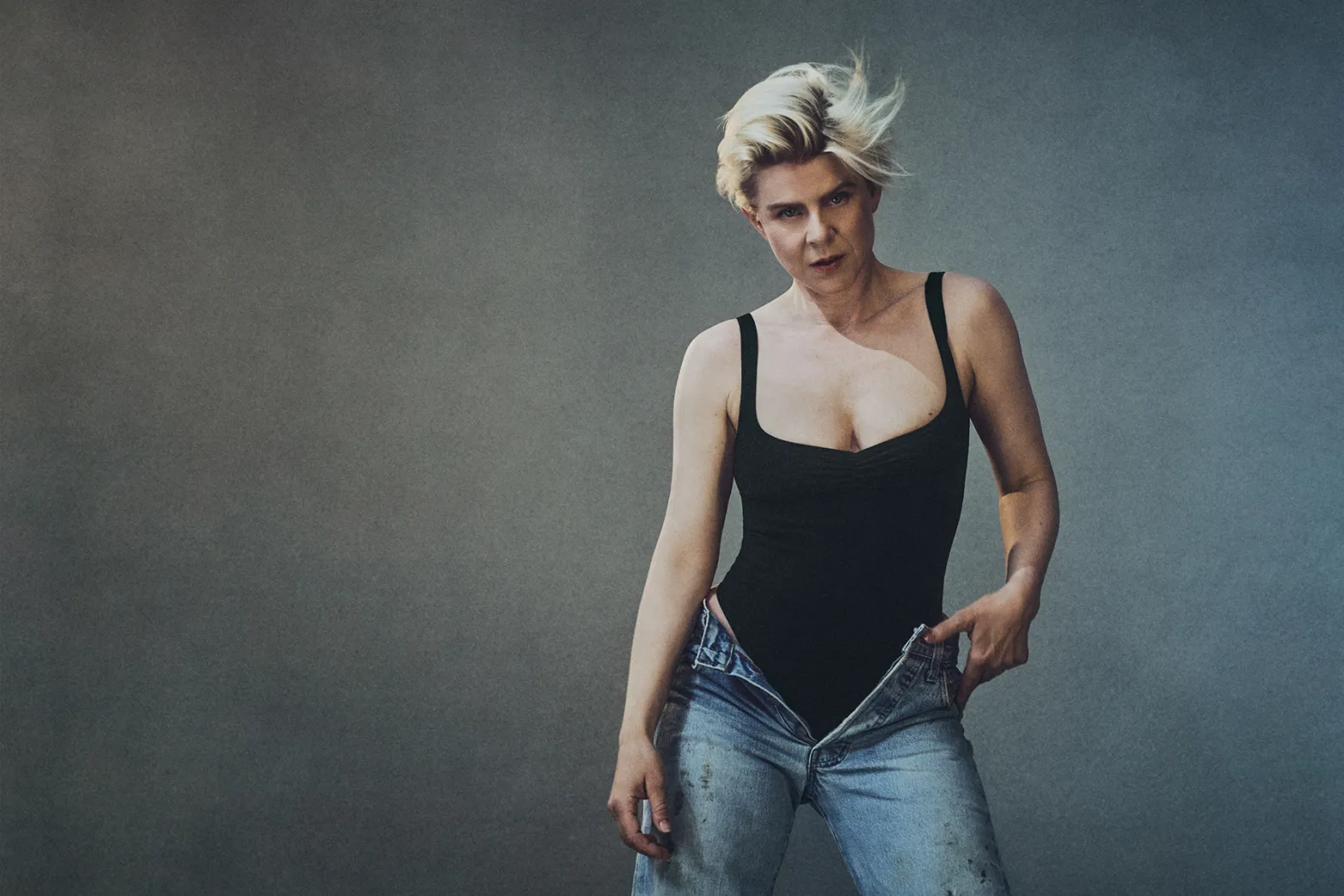 La chanteuse Robyn pour le single Dopamine.