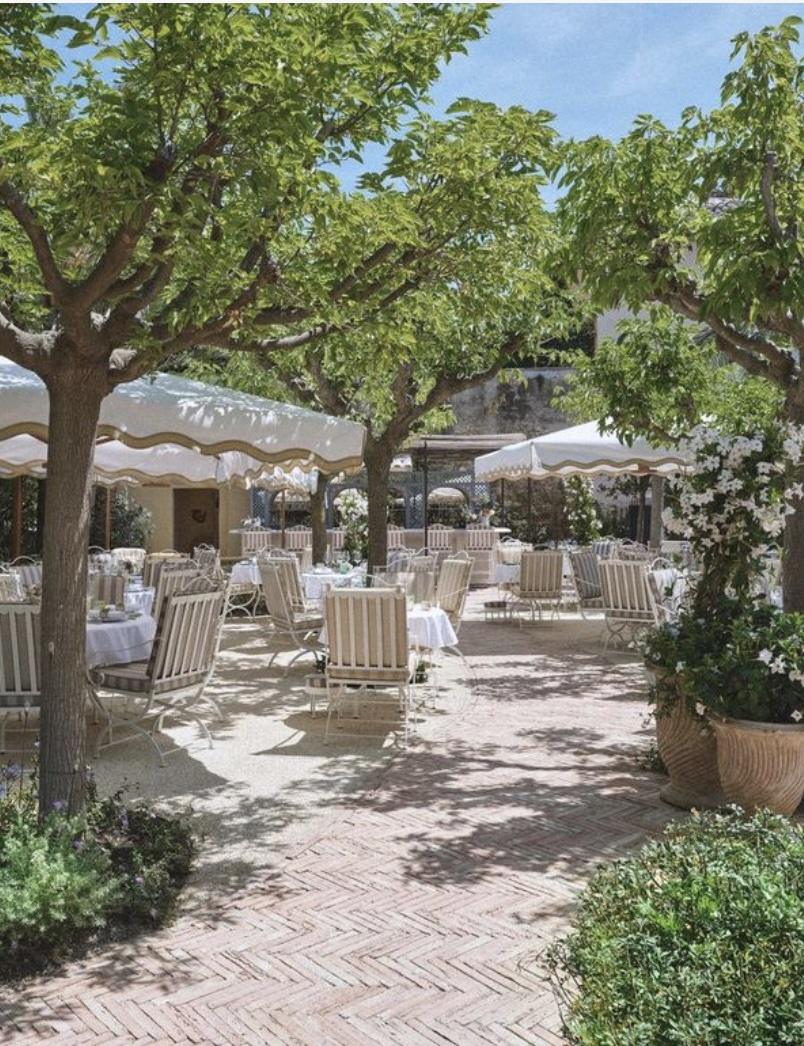 dior cafe saint tropez