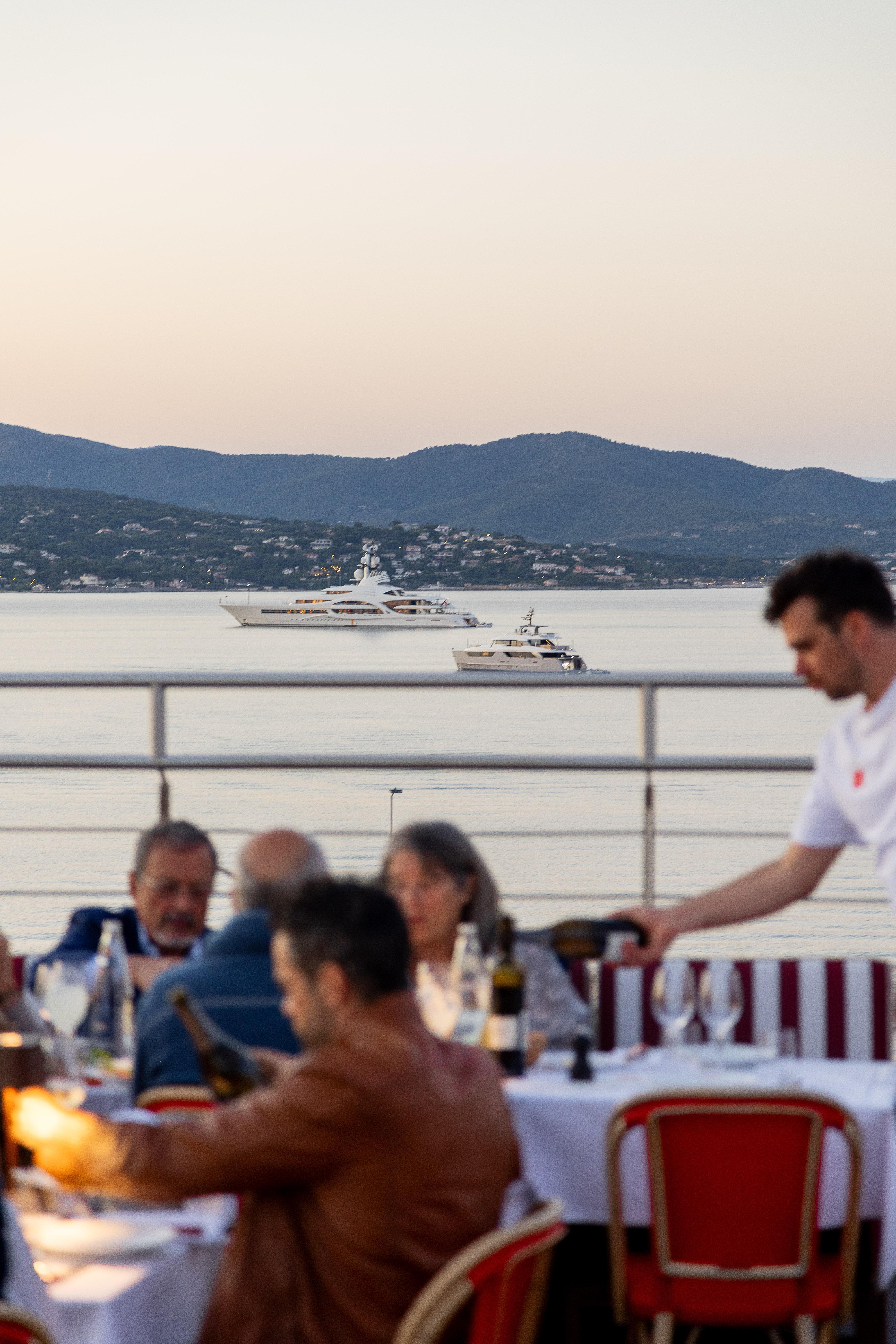 Table Petit Célestin Saint Tropez