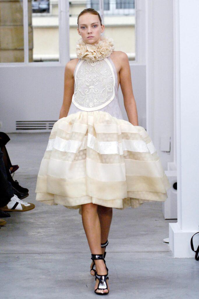Balenciaga printemps-été 2006.