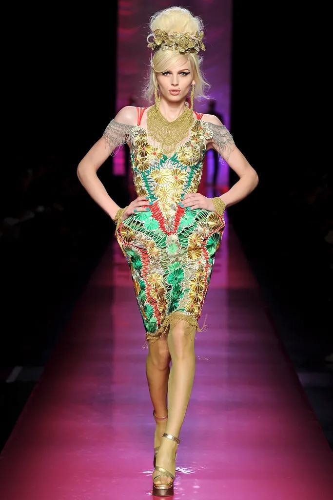 Jean Paul Gaultier haute couture printemps-été 2012.