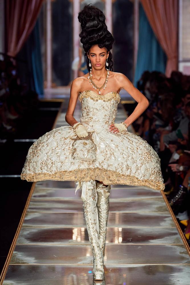 Moschino automne-hiver 2020