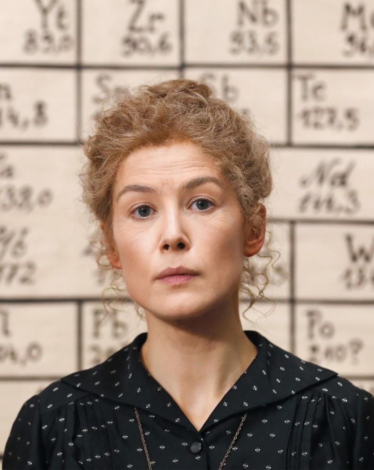 Rosamund Pike.
