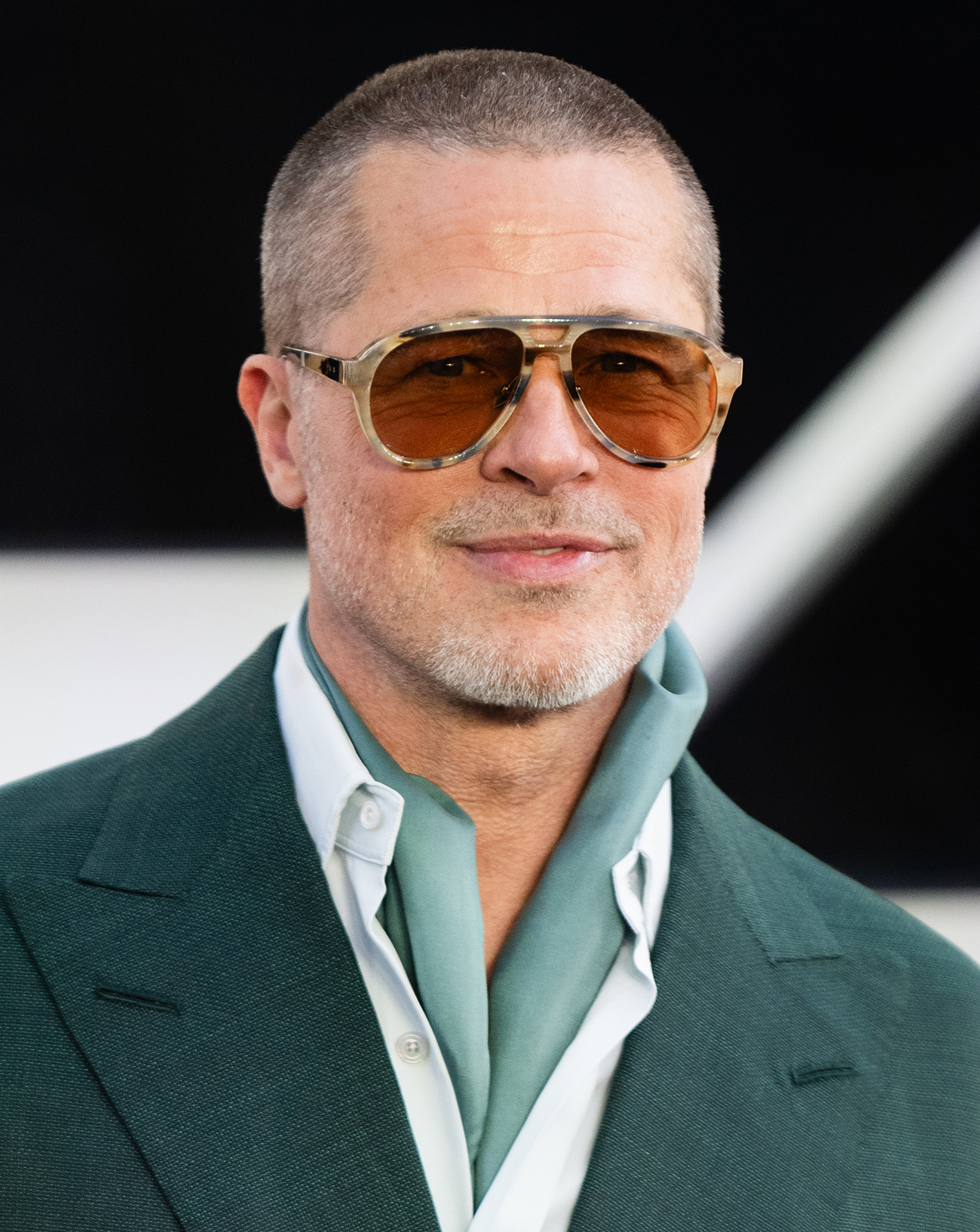 Brad Pitt à la première européenne du film F1 le 23 juin 2025 à Londres. © Samir Hussein/WireImage.