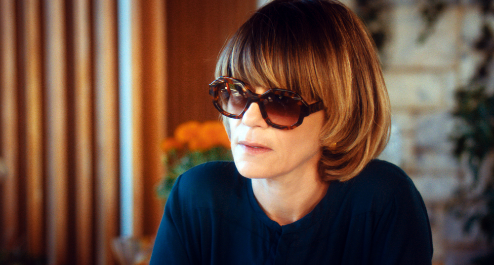 Marina Foïs dans le film La Femme la plus riche du monde (2025) © Manuel Moutier.