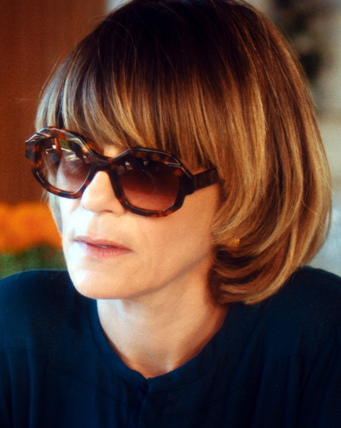 Marina Foïs dans le film La Femme la plus riche du monde (2025) © Manuel Moutier.