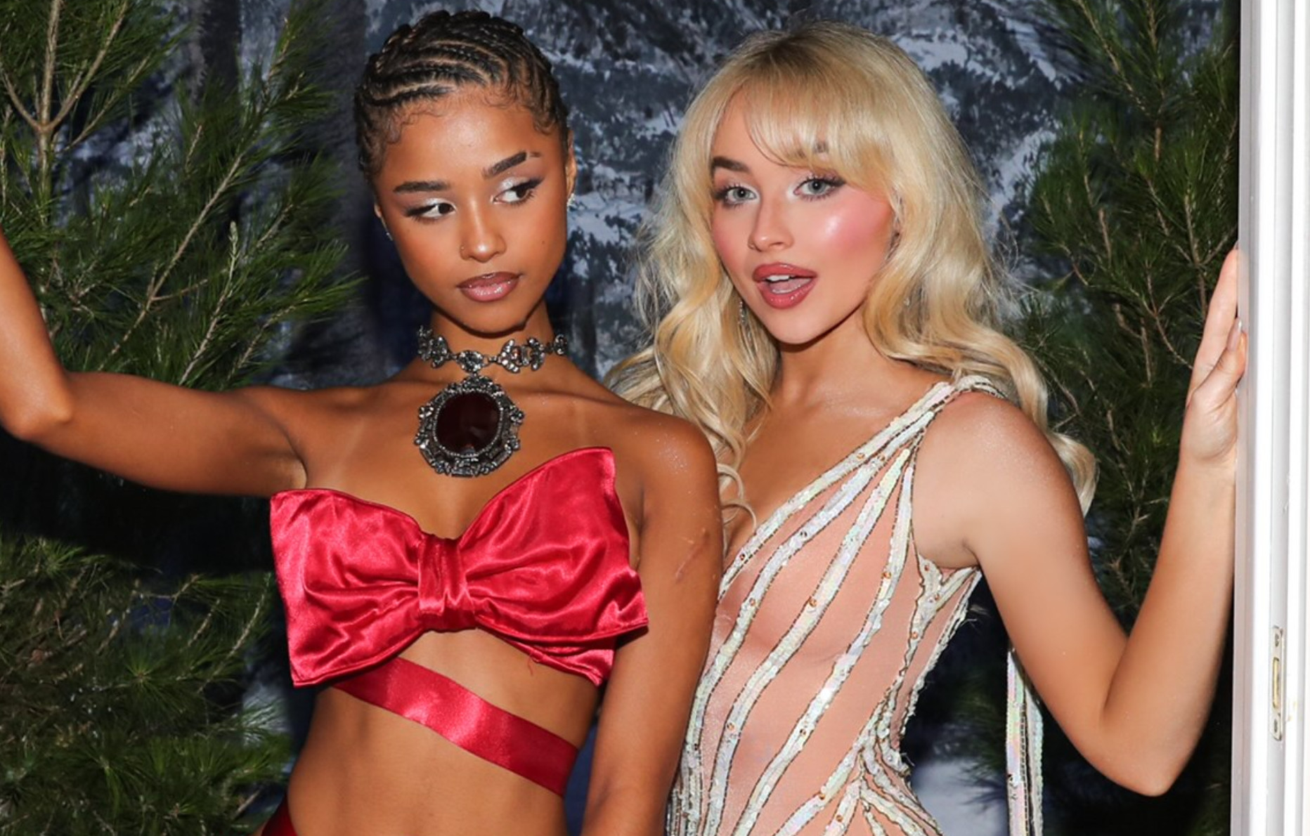 Sabrina Carpenter et Tyla pour l'émission de Noël Nonsense Christmas de Sabrina Carpenter sur Netflix.