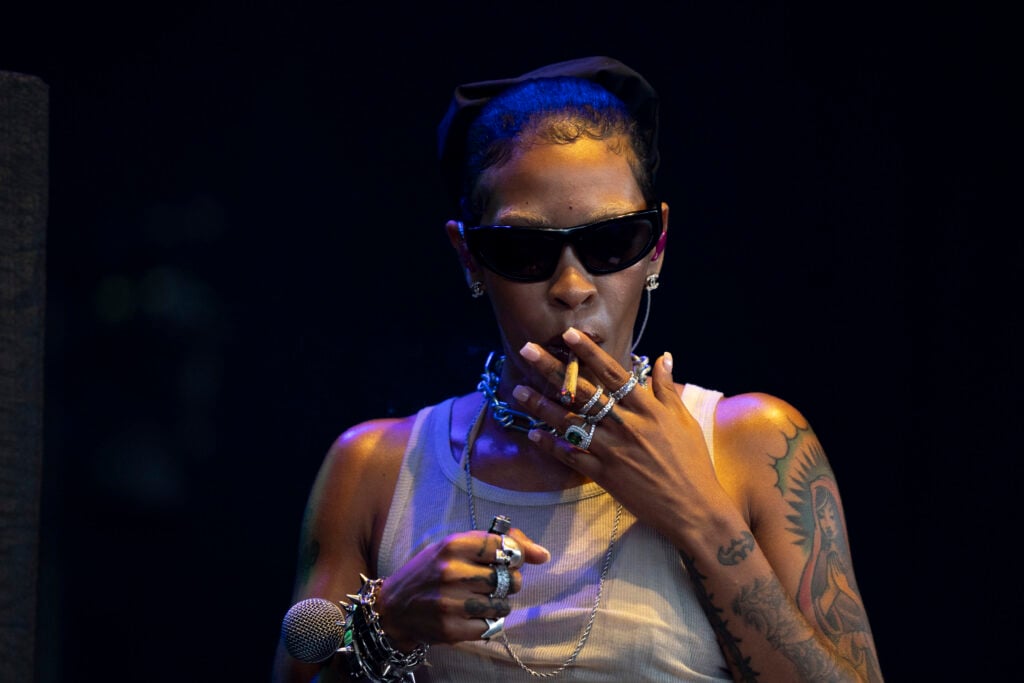 La chanteuse et rappeuse Rico Nasty sur la scène du Summerfest 2024, le 6 juillet 2024 à Milwaukee, Wisconsin. Photo par Joshua Applegate/Getty Images.
