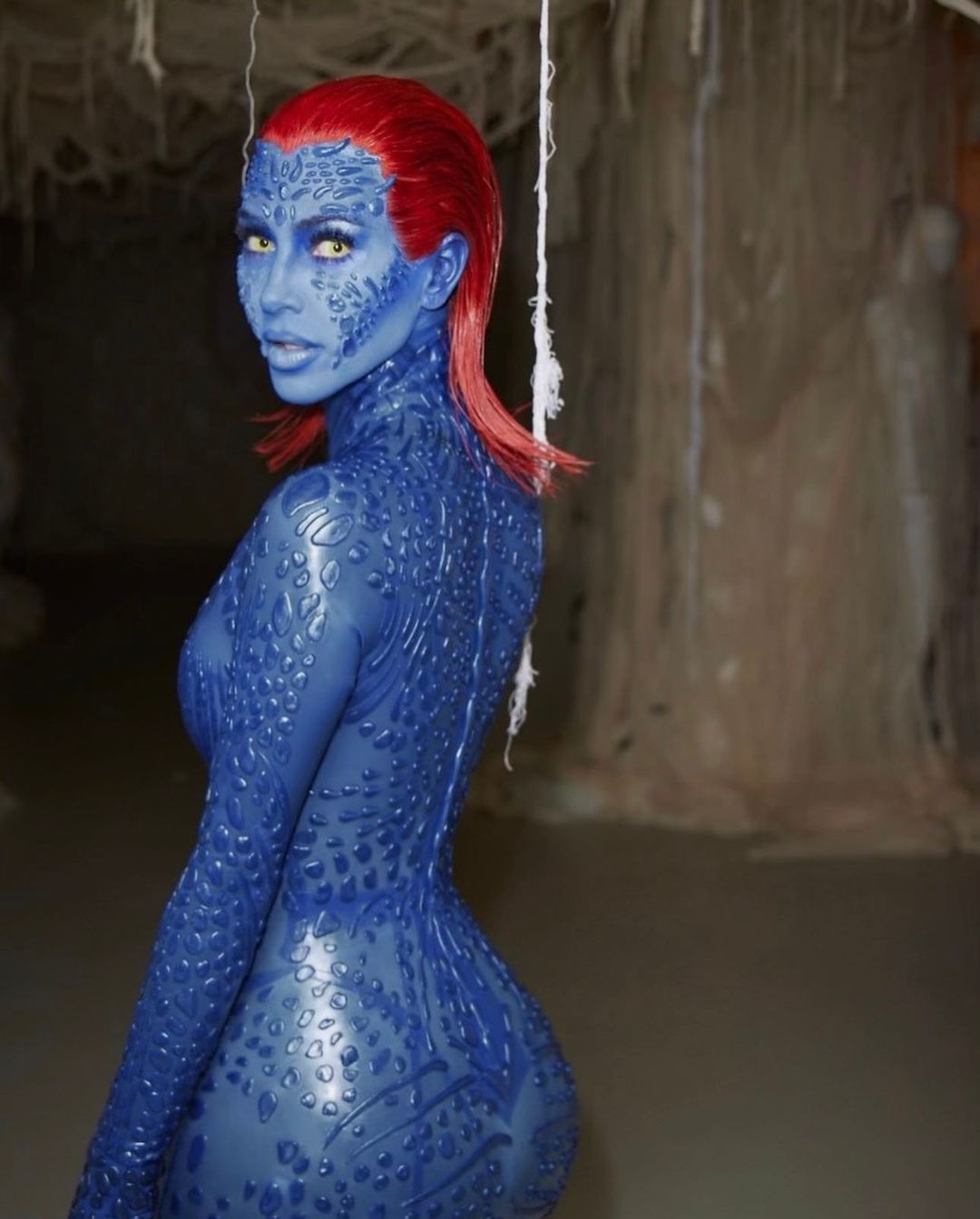 Le costume de Mystique de Kim Kardashian 
