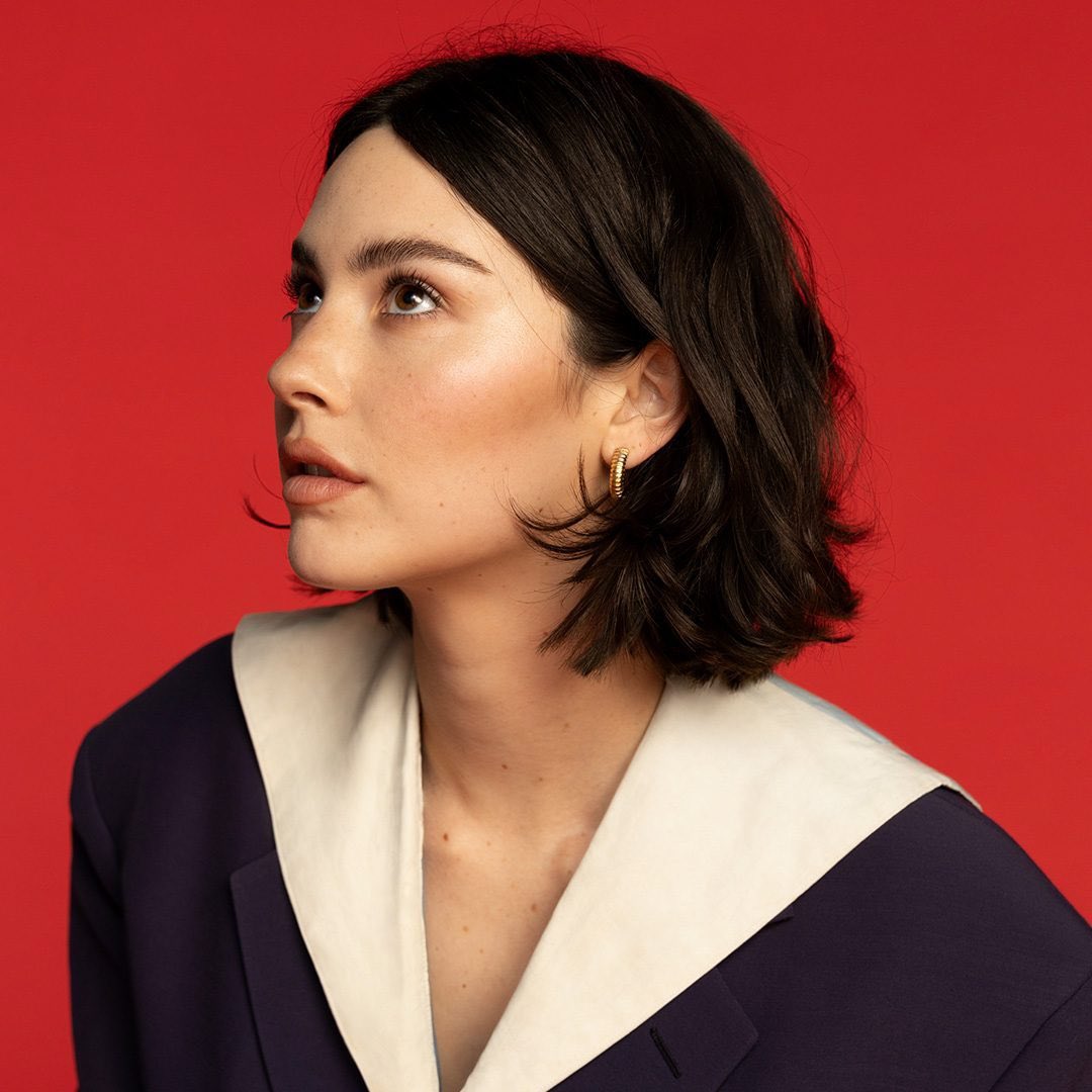 Gracie Abrams pour l'album The Secret of Us.