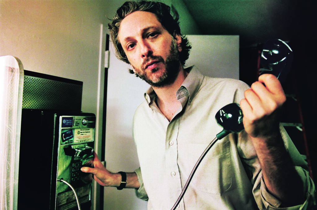 Le producteur Oneohtrix Point Never pour l'album Tranquilizer.