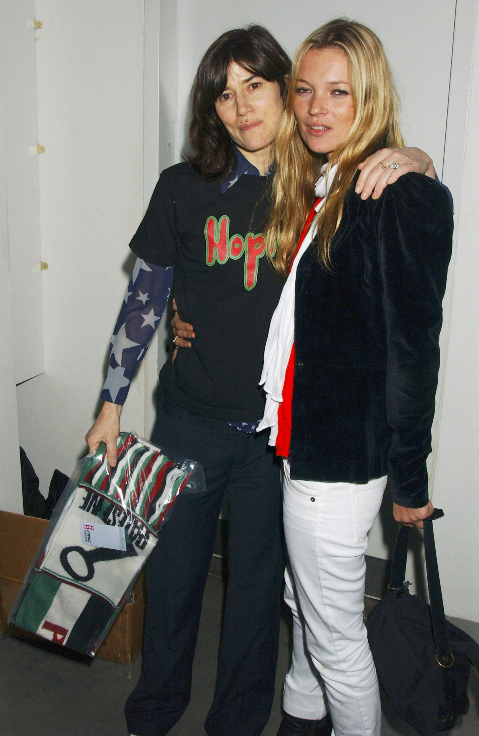 Kate Moss et la fille du peintre Lucian Freud, Bella Freud, à Londres en 2005