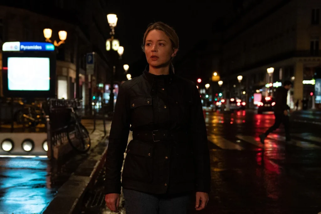 Virginie Efira dans le film Revoir Paris.