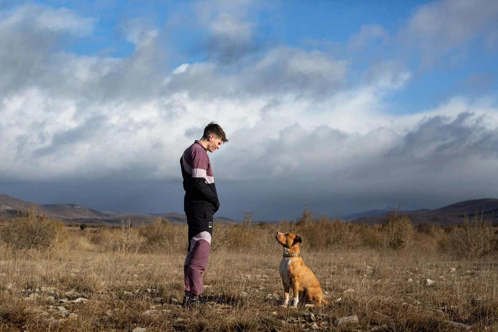 Raphaël Quenard dans le film Chien de la casse (2023) © Sylvere Petit.