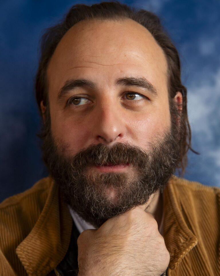 Vincent Macaigne au Festival de Cannes 2026, le 16 mai 2026. © Nathan Merchadier pour Numéro.com.