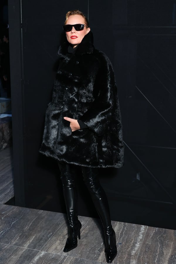 diane kruger en manteau de fourrure saint laurent