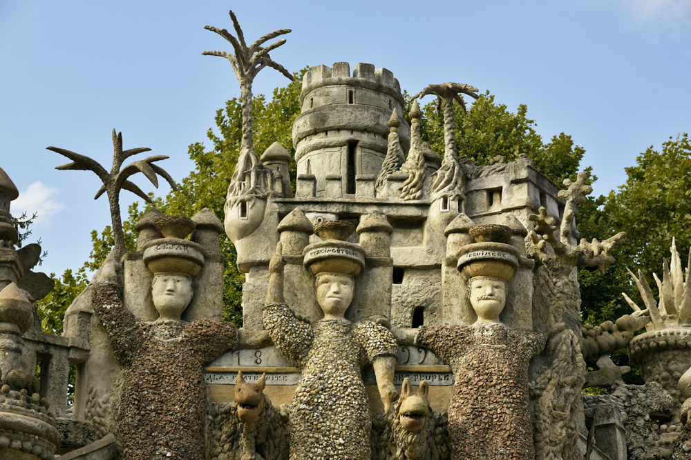 Le Palais Idéal du Facteur Cheval © Frédéric Jouhanin.