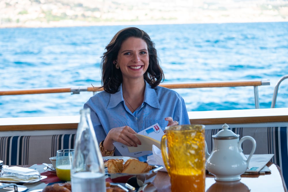 Joséphine Japy dans la série Tapie (2023) © Marie Genin/Netflix.