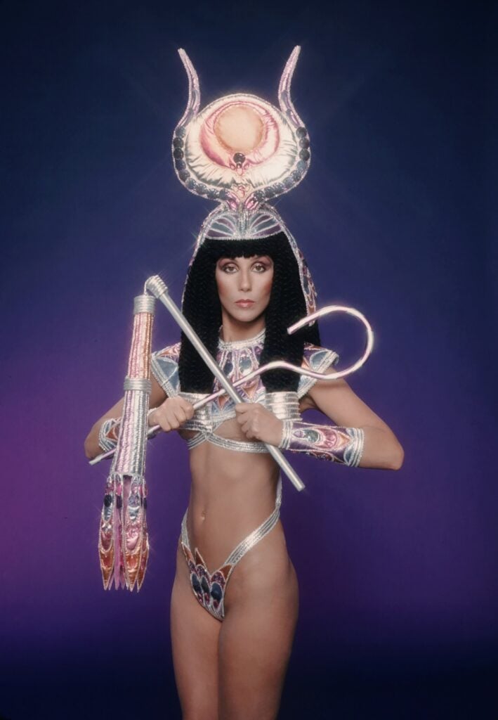 Cher en Bob Mackie le 9 avril 1978 à Los Angeles. Photo par Harry Langdon/Getty Images.