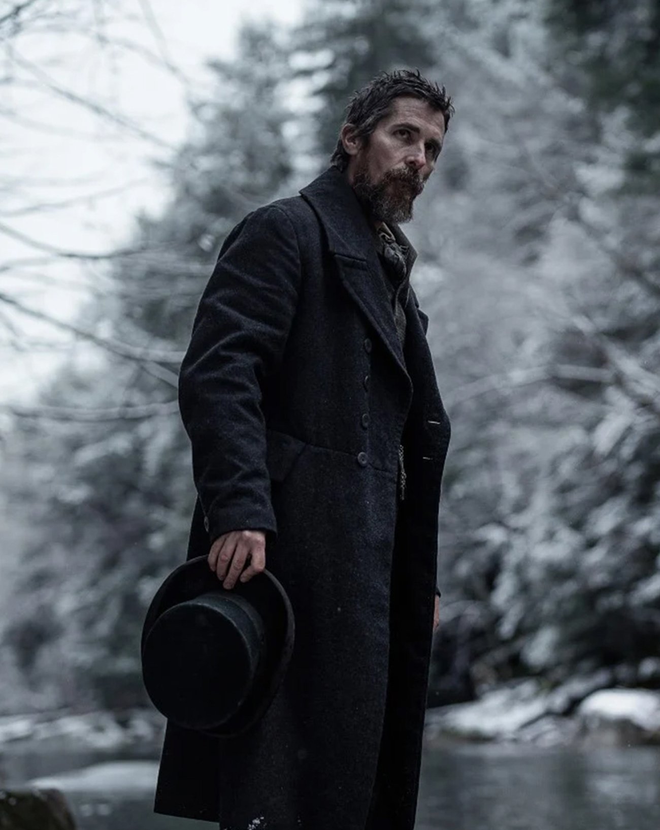 christian bale dans the pale blue eye film netflix