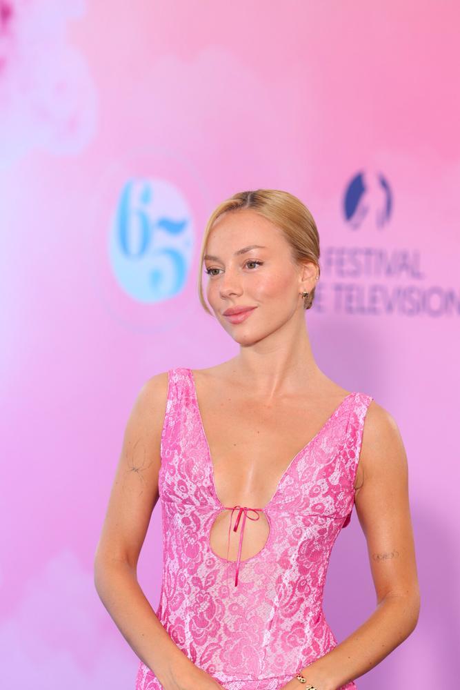 L'actrice Ester Expósito au Festival de télévision de Monte-Carlo le 12 juin 2026.