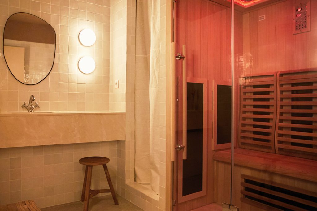 Le sauna infrarouge Belleyme, Paris 3e. © Valentin Le Cron.