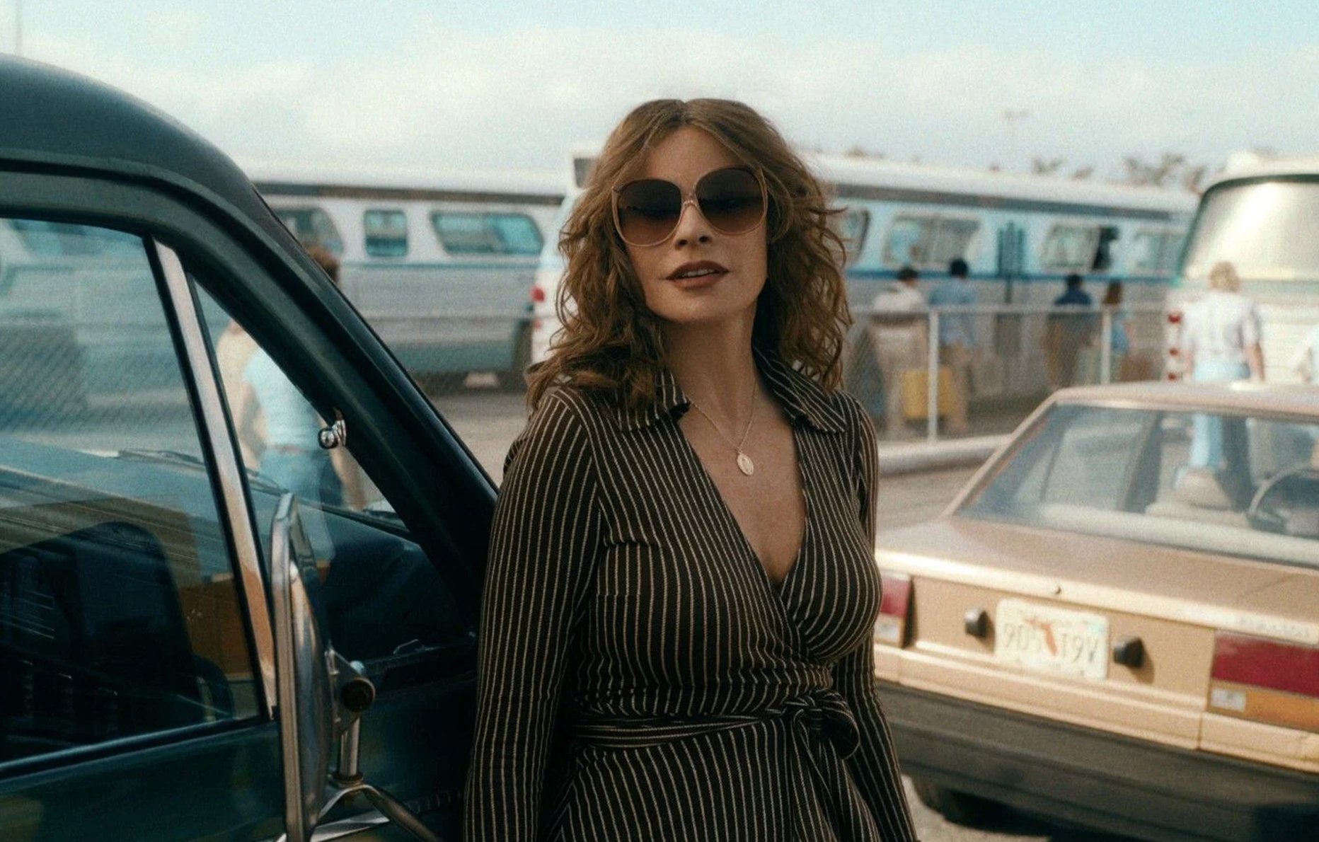 Sofía Vergara dans la série Griselda (2024) © Netflix.