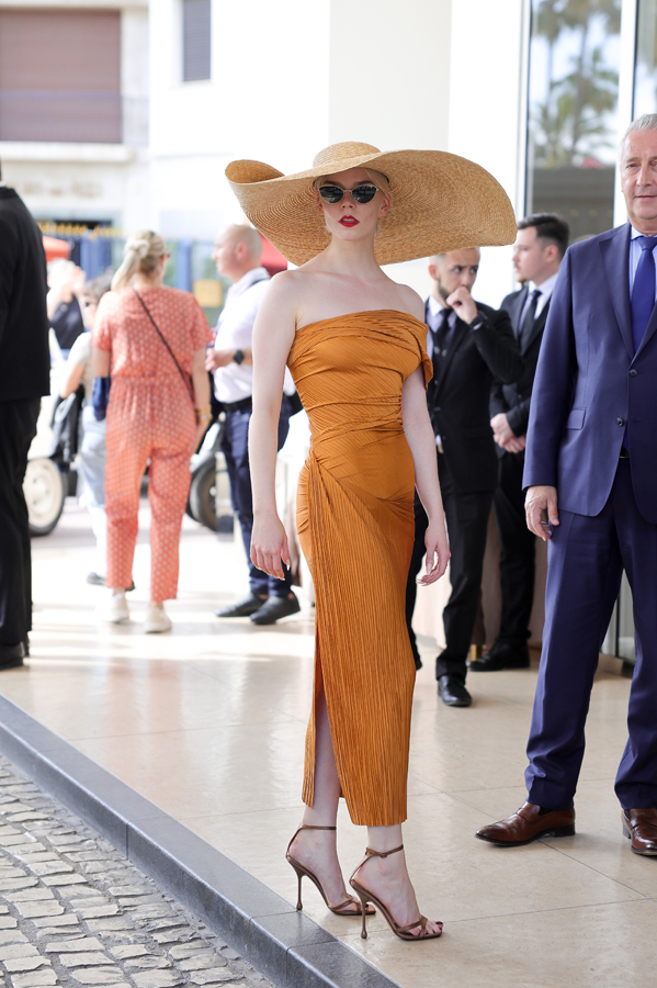 anya taylor joy en jacquemus au festival de cannes 2024
