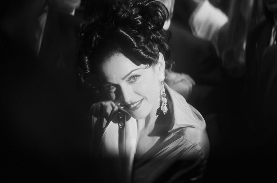 Madonna au Festival de Cannes en 1991 © Photo par Thierry LEFOUILLE/Gamma-Rapho via Getty Images.