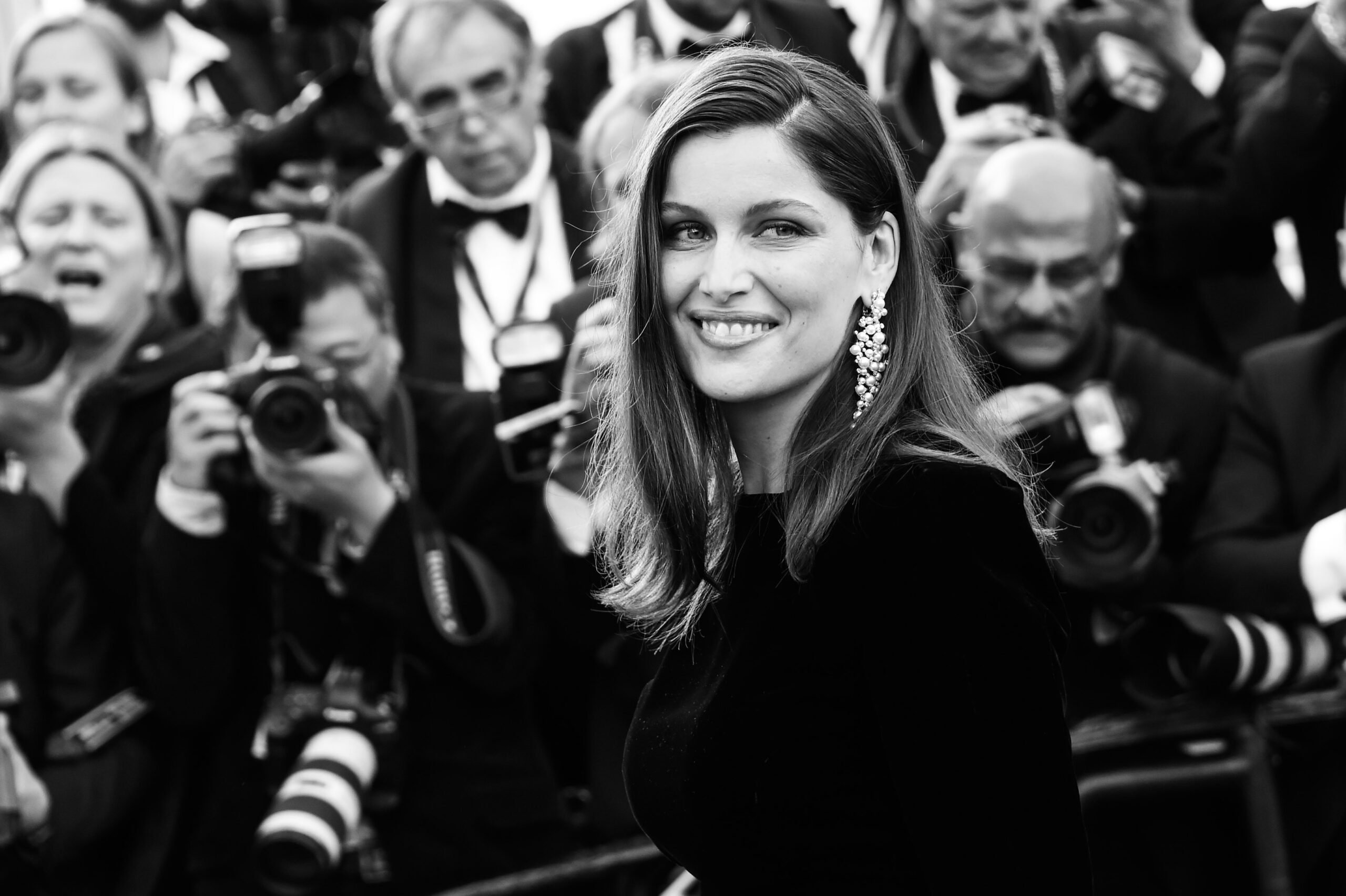 Laetitia Casta à la projection de The Meyerowitz Stories au Festival de Cannes, le 21 mai 2017. Photo par Stephane Cardinale - Corbis/Corbis via Getty Images.