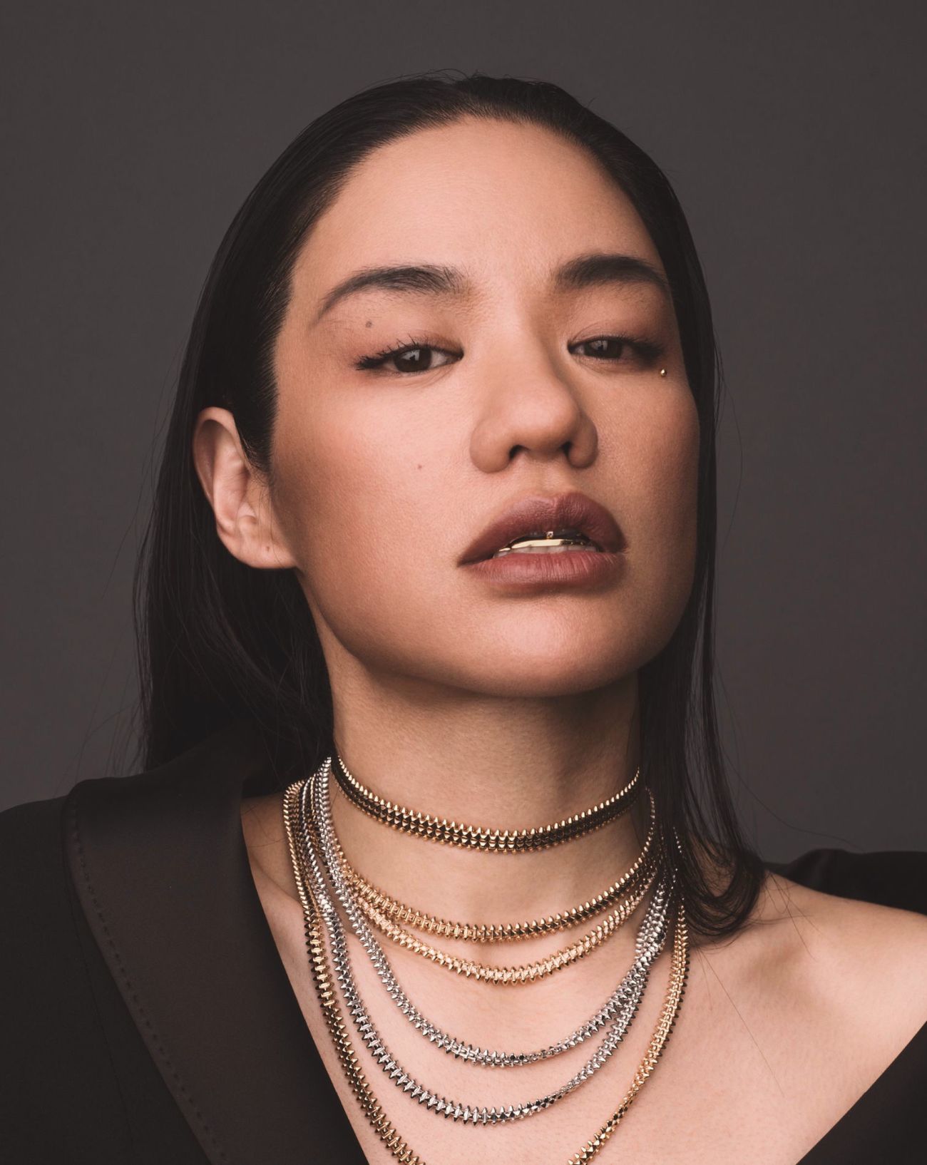 La rappeuse japonaise Awich dévoile son nouvel album Okinawan Wuman avec RZA du Wu-Tang Clan.