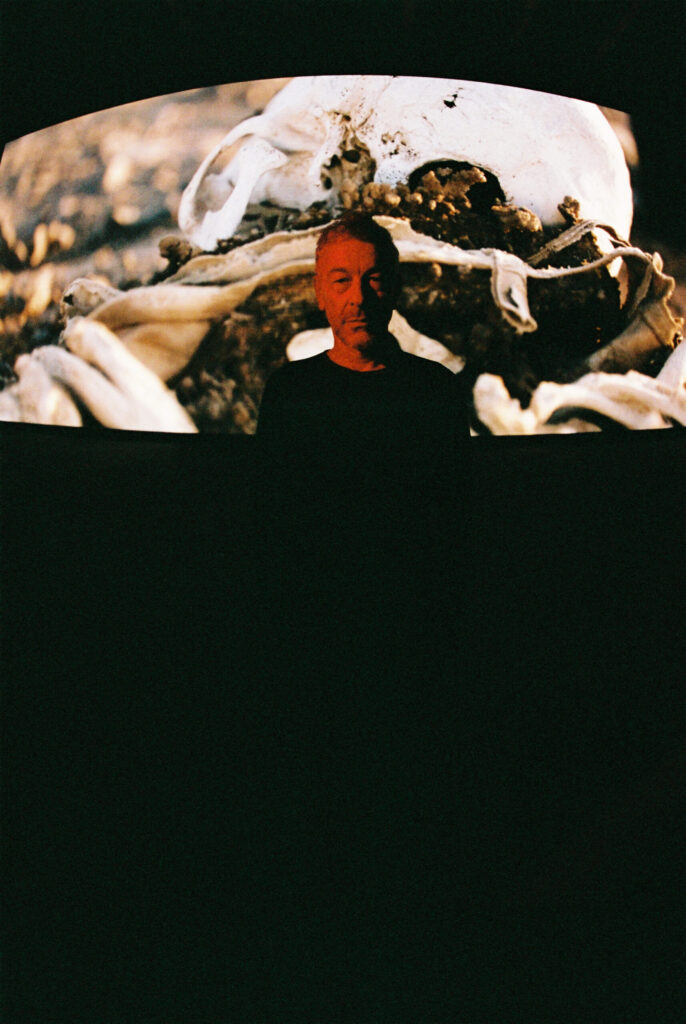 Photographie de Pierre Huyghe par Lee Wei Swee