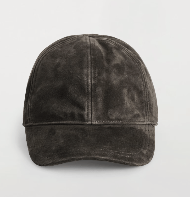 casquette en daim tendance printemps-ete 2026 cos