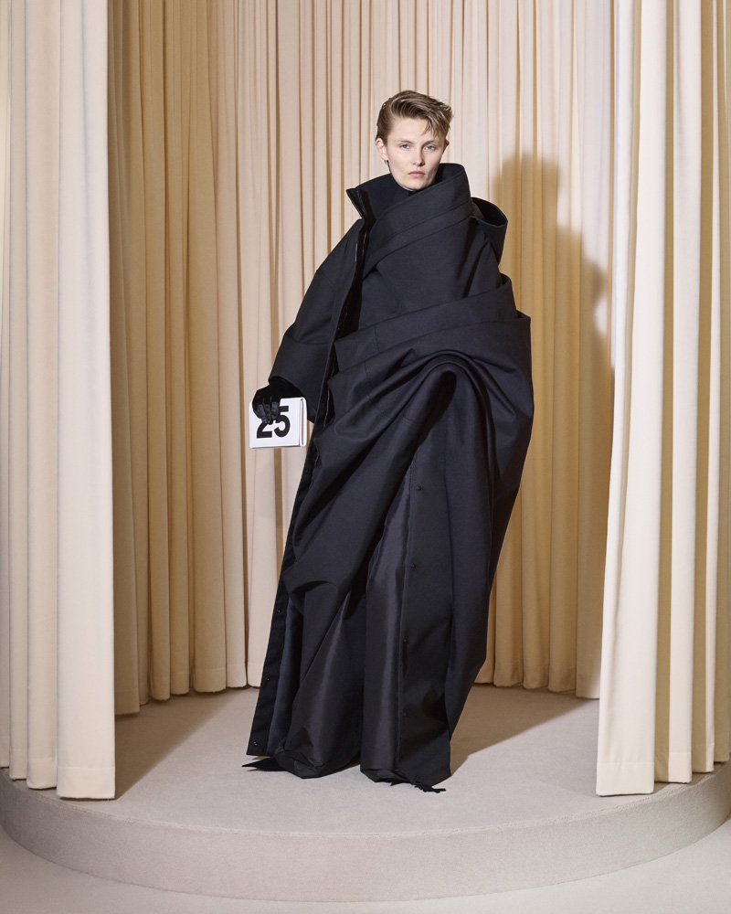 Le défilé Balenciaga haute couture automne-hiver 2024-2025.