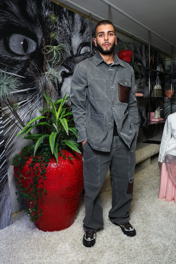 Younès Benjima à l'ouverture de la boutique Tory Burch à Paris.