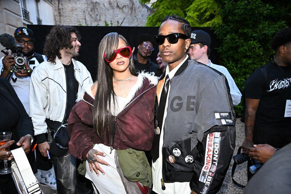 Rihanna et Asap Rocky au défilé American Sabotage d'ASAP Rocky et AWGE à la Fashion Week homme de Paris.