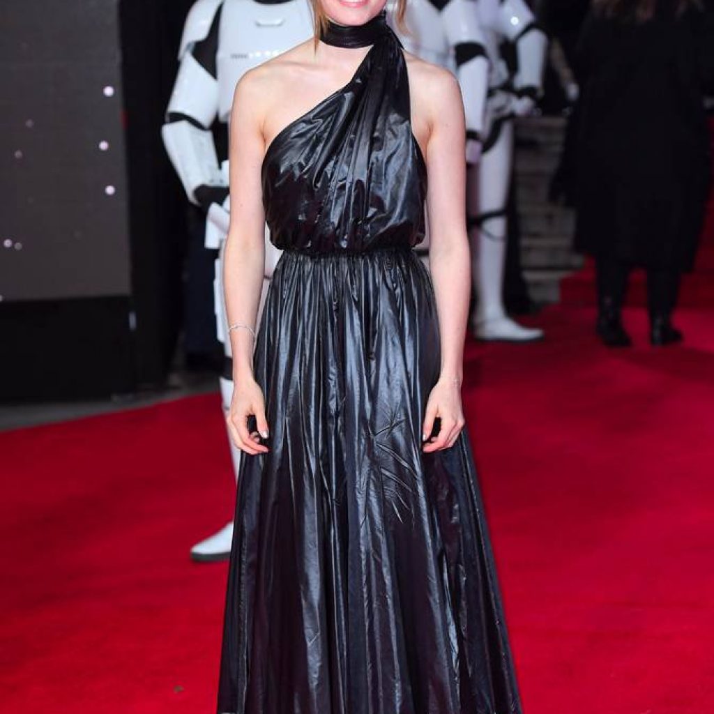 Daisy Ridley à la projection de Star Wars: The Last Jedi au Royal Albert Hall de Londres, le 12 décembre 2017. Photo par Karwai Tang/WireImage via Getty Images.