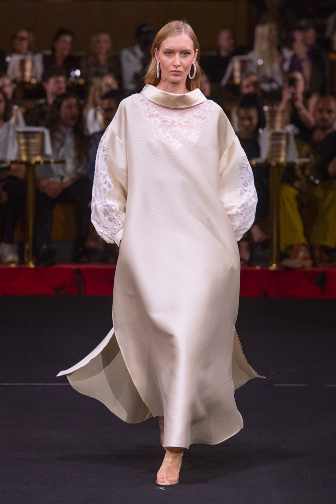 Le défilé Alexis Mabille haute couture automne-hiver 2024-2025.