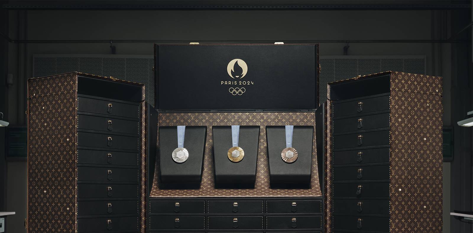 Louis Vuitton, Jeux Olympiques, Médailles, Malles 