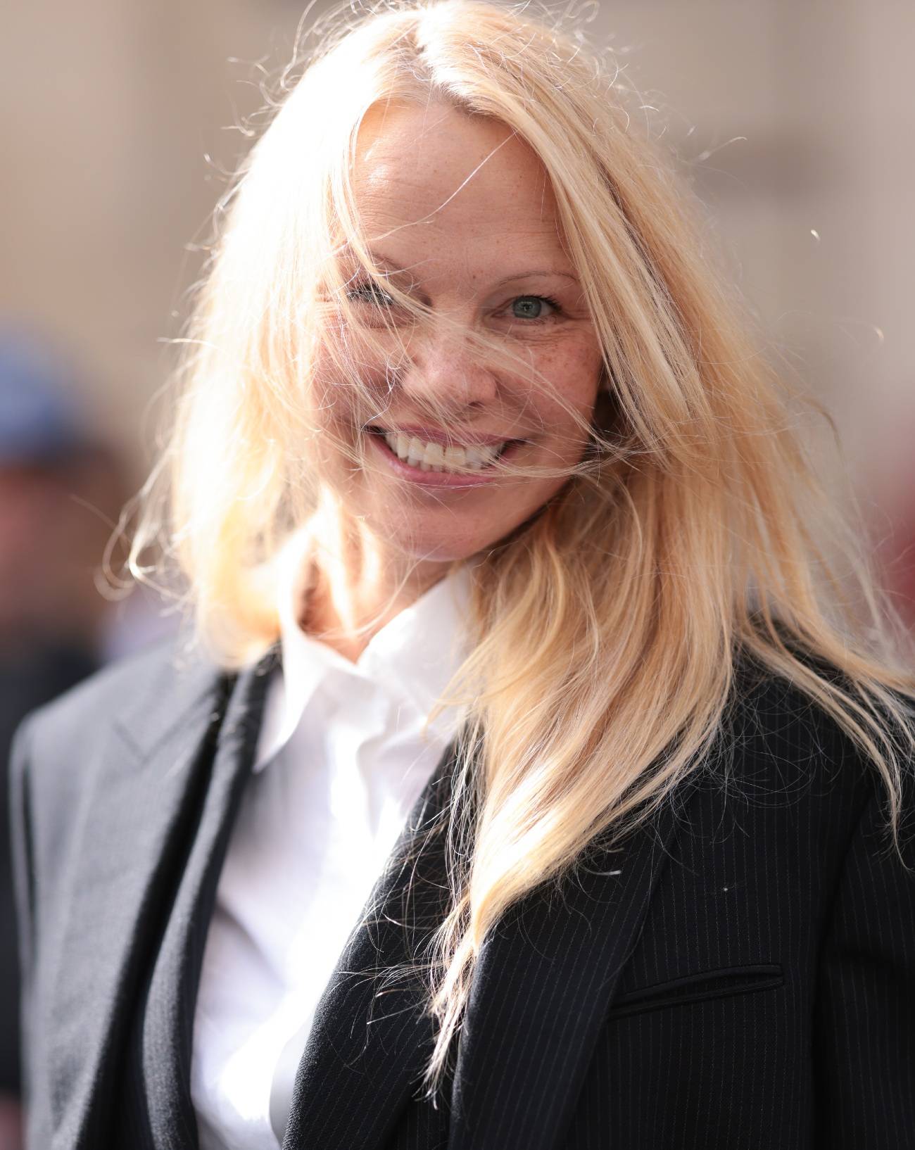 Pamela Anderson, Sans maquillage, Proenza Schouler, Fashion Week printemps-été 2024, Paris