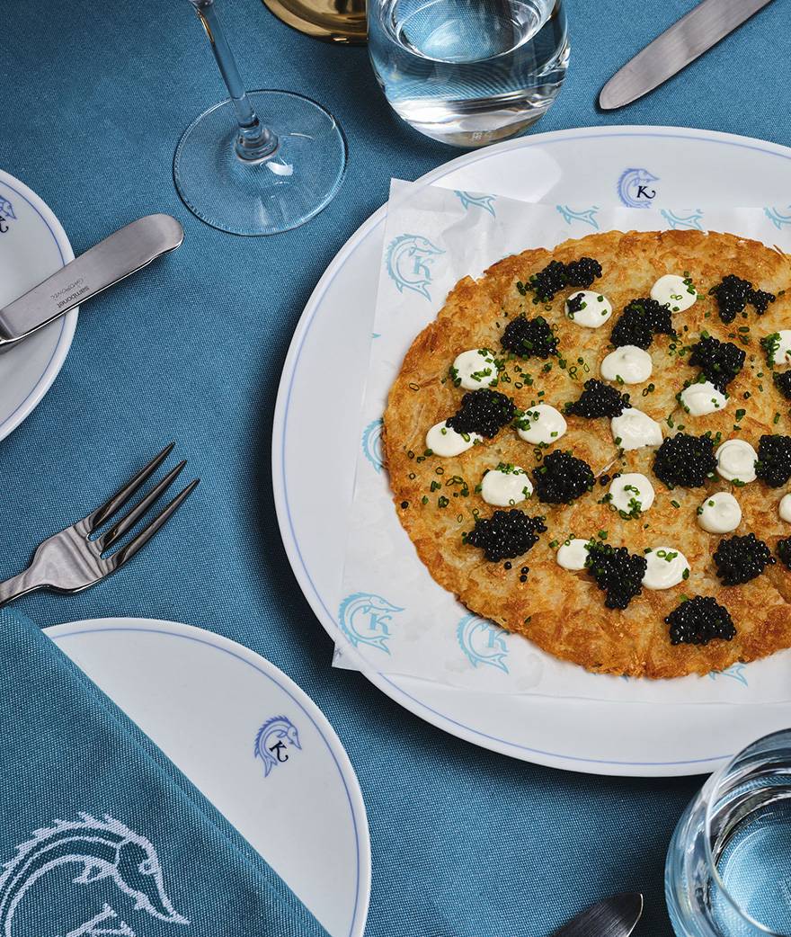 Pizza caviar kaspia rusti luxe regressif