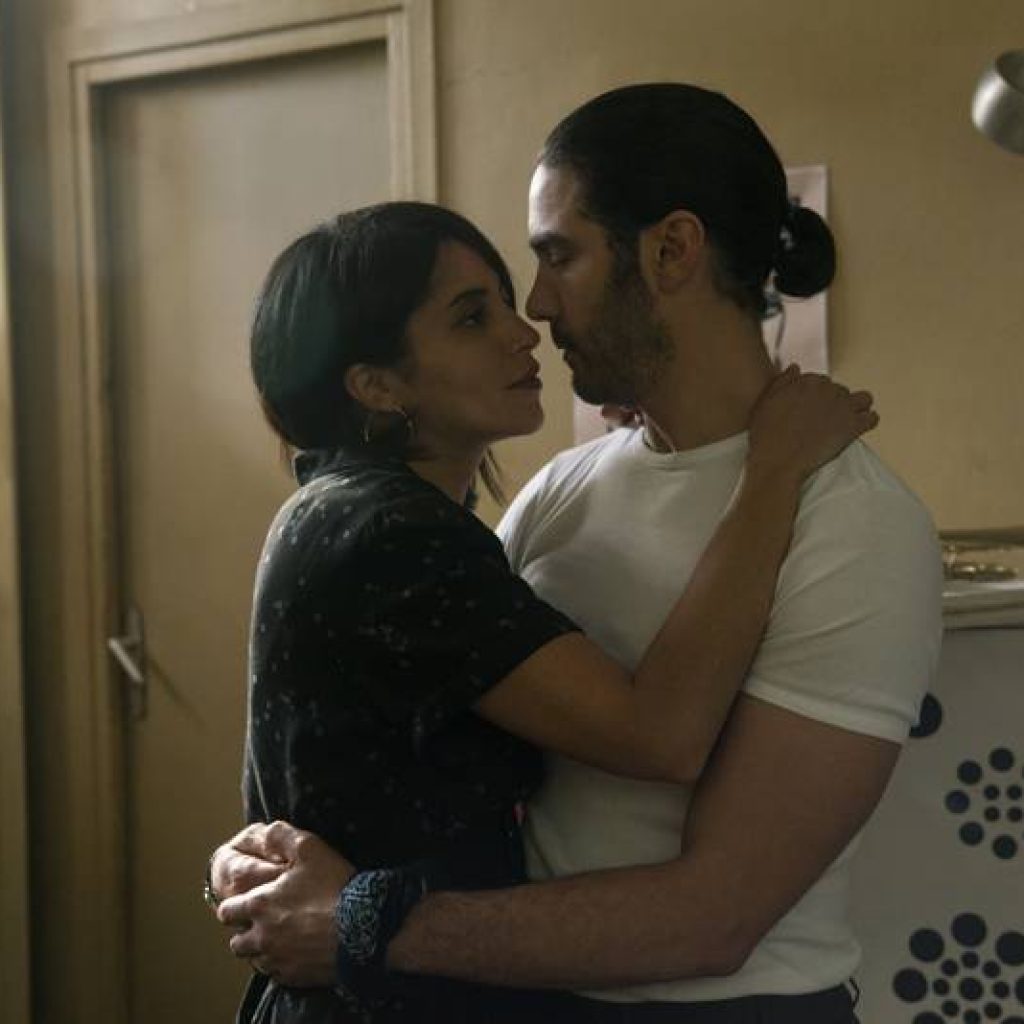 Tahar Rahim et Leïla Bekhti dans The Eddy © Netflix.