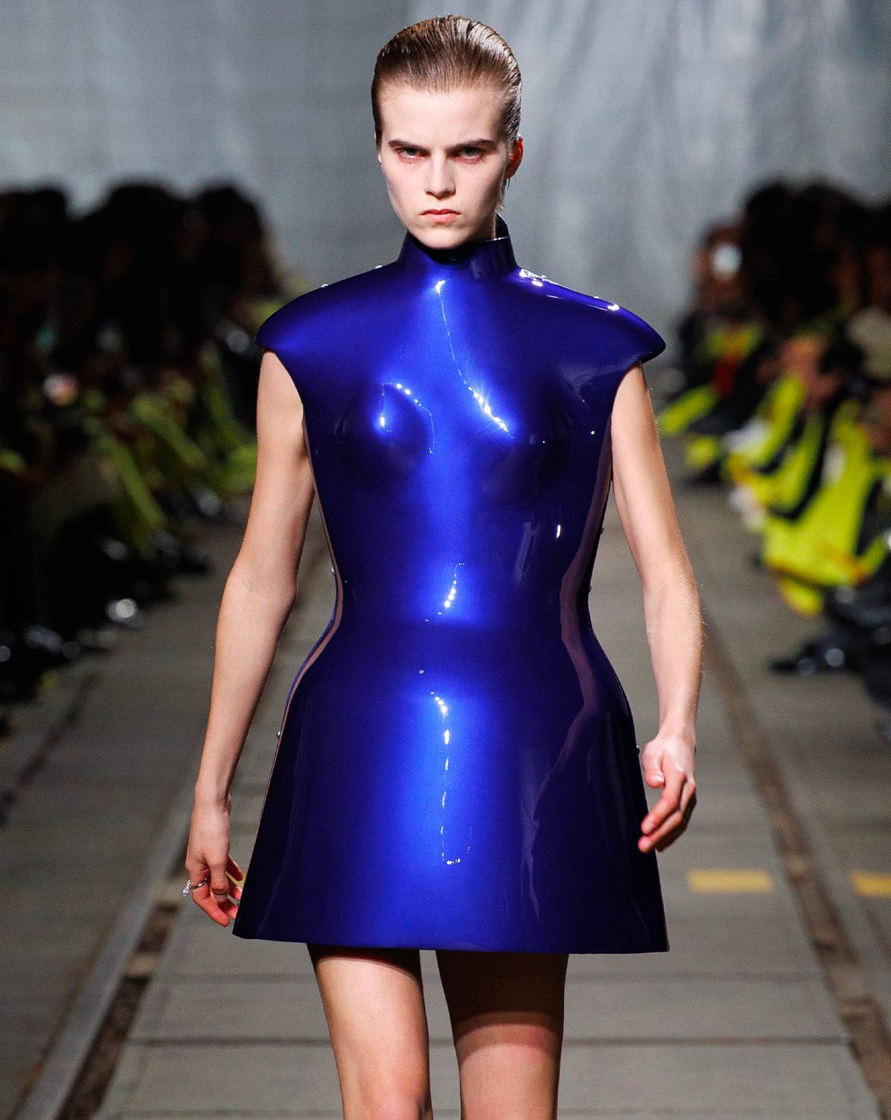 Le premier défilé de Seán McGirr pour Alexander McQueen, automne-hiver 2024-2025, Fashion Week, Paris