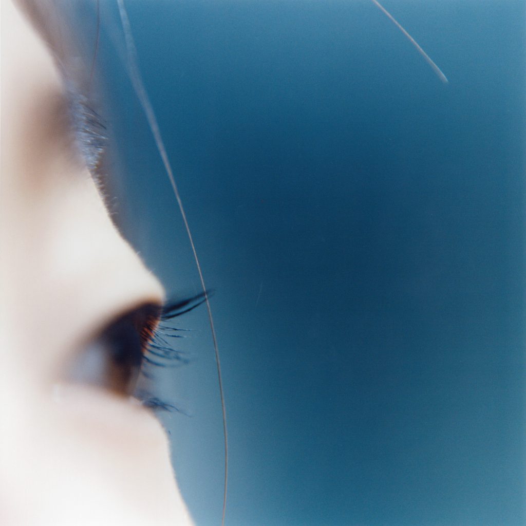 Kawauchi Rinko, "Sans titre", série the eyes, the ears (2002-2004) © Courtesy de l'artiste/Aperture.