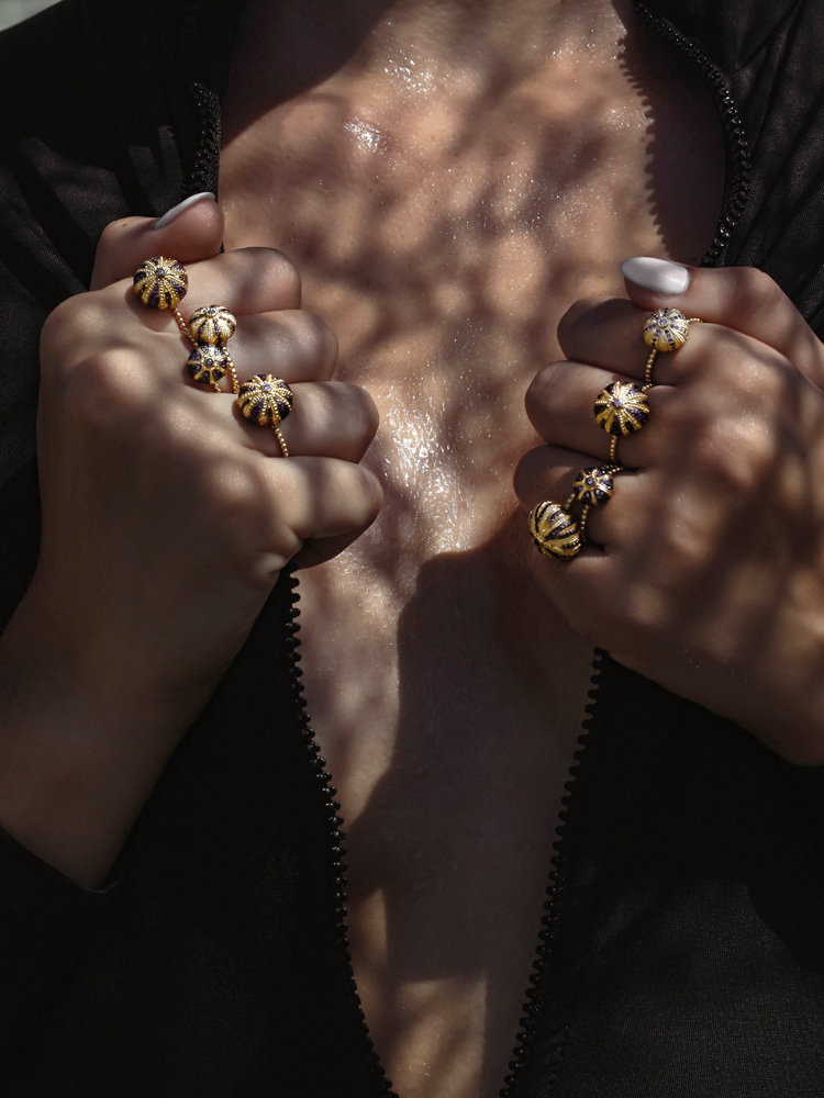 La bague Oursin par Maria Battaglia.