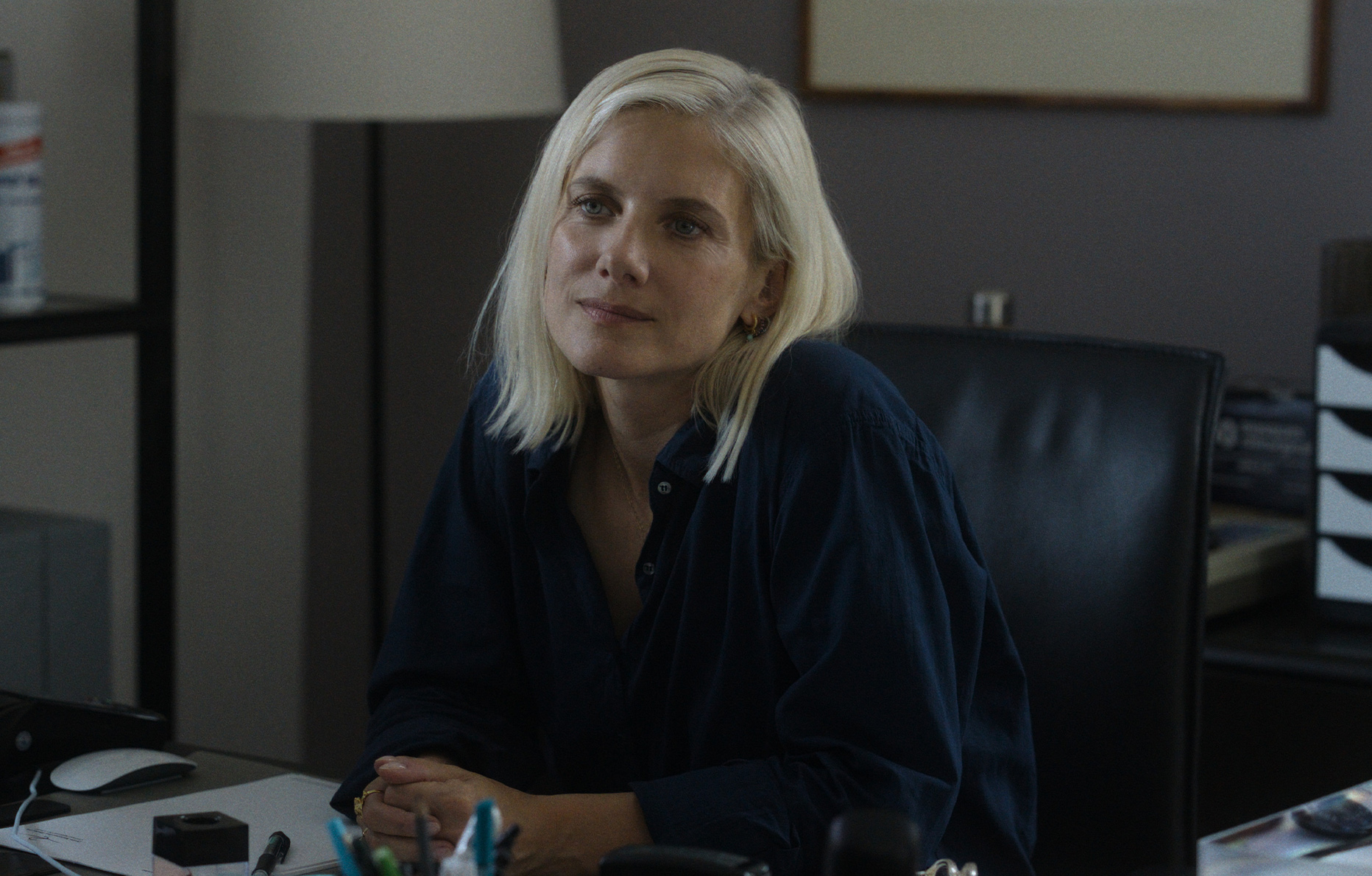 Mélanie Laurent dans la série Traqués (2025) © AppleTV+.