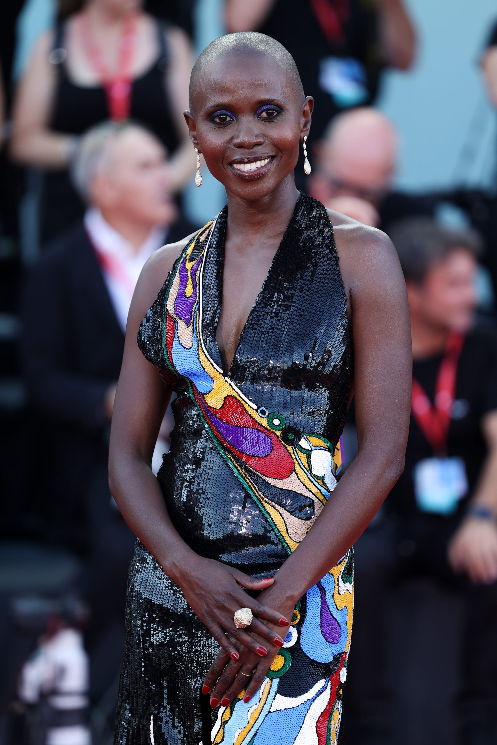 Eliane Umuhire porte des bijoux Boucheron à la Mostra de Venise le 29 août 2024 © Maria Moratti/Getty Images.