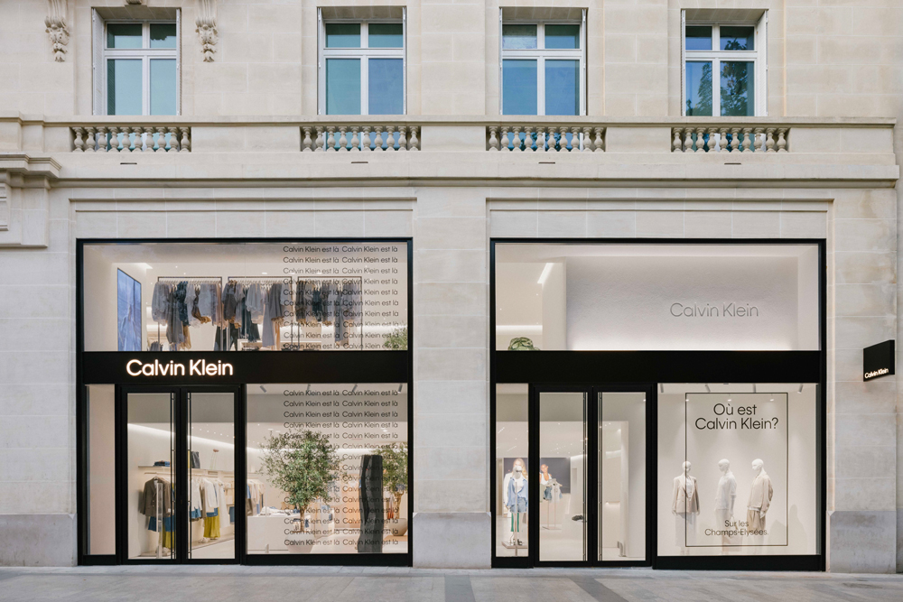 La nouvelle boutique Calvin Klein sur les Champs-Elysées. © Benoît Florencon.