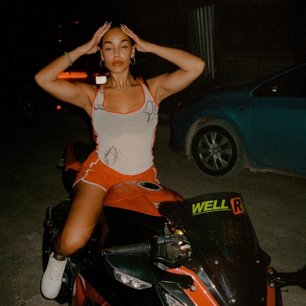 Jorja Smith © Because.